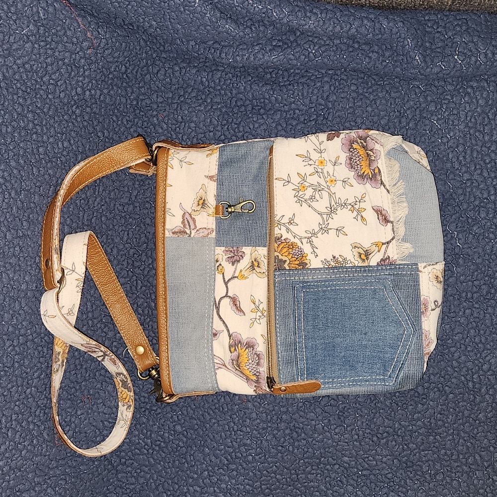 Myra Bag
